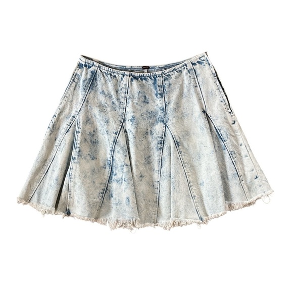 Free People Vintage Acid Wash Flare Denim Blue Skirt 0058 - Picture 1 of 6